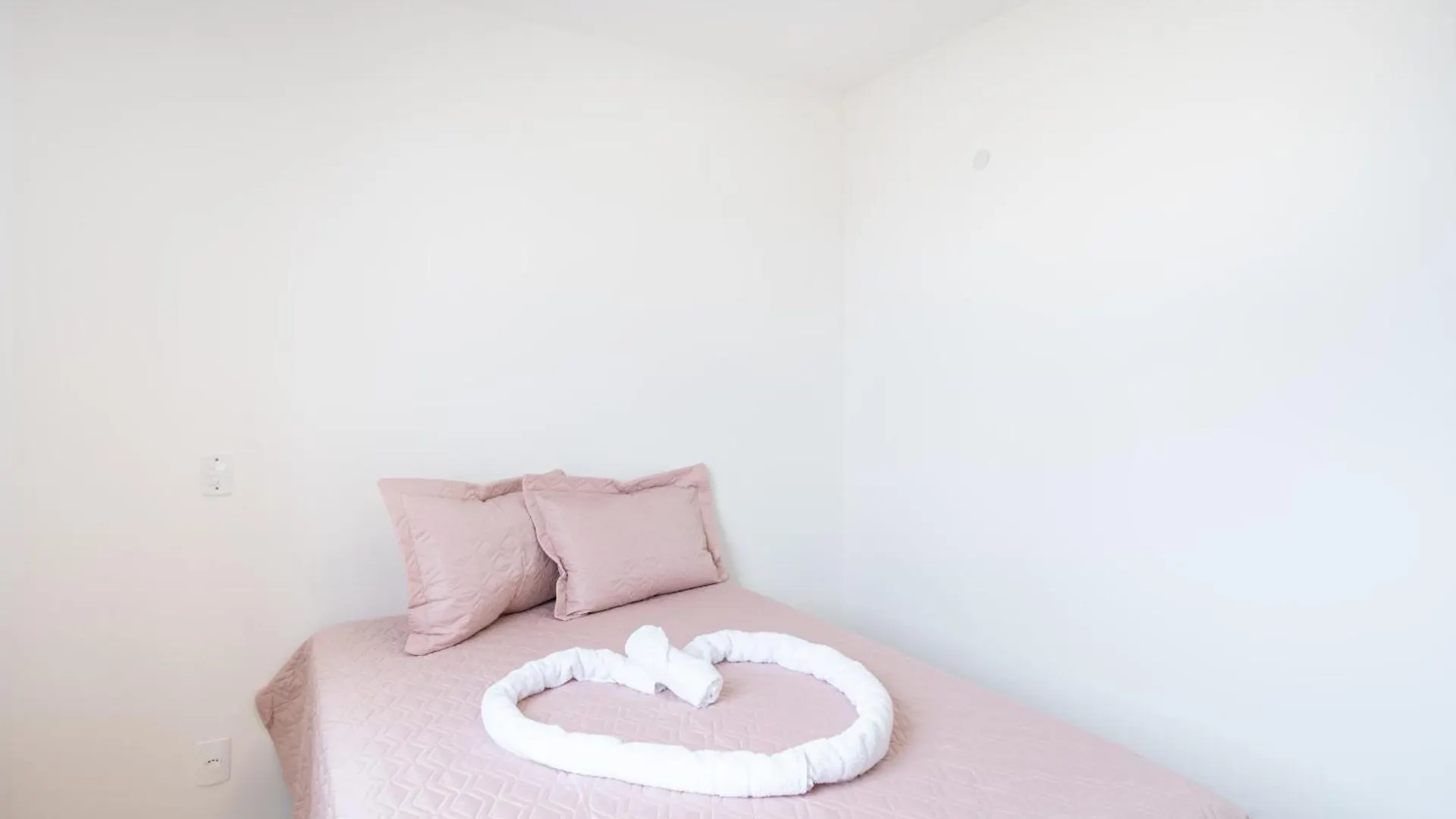 Apartamentos A 150 M Da Praia Com Sacada, Wi-Fi, Piscina, Portaria 24H, Playground E Vaga De Garagem Piçarras Brazília